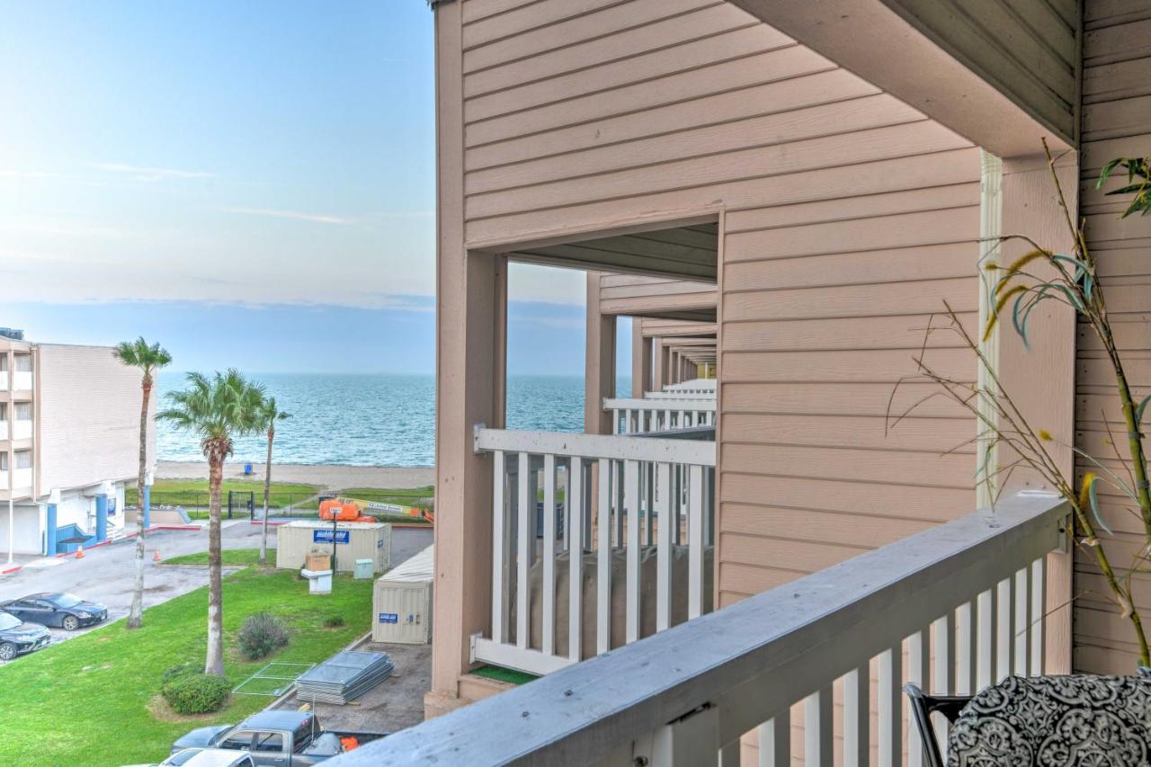 Beachfront With Arcade Room! Apartment *
